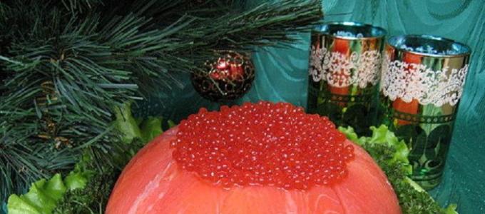 “Tsarsky” salāti ar kalmāriem un ikriem - gardēžu receptes